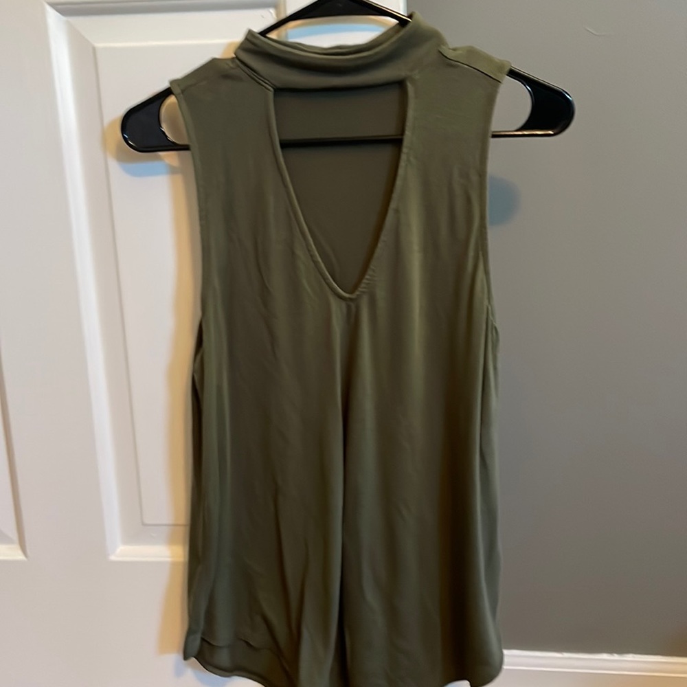 Express deep v keyhole tank